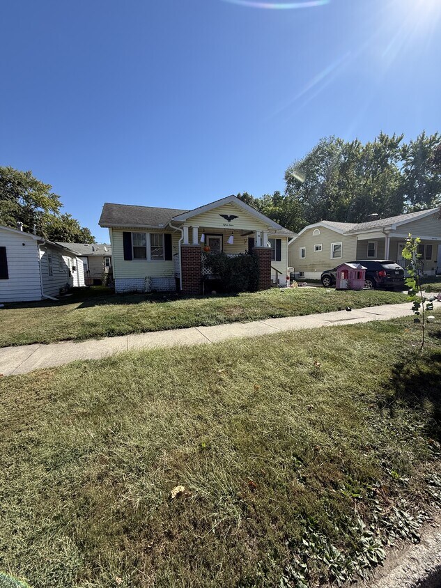 Foto principal - 1512 N Walnut Grove Ave