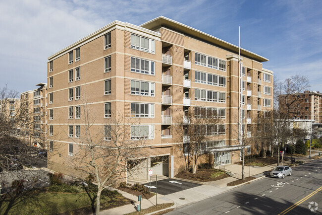 Building Photo - Potomac Place Condominiums