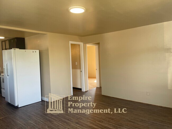 Foto del edificio - 173 N Seneca Rd