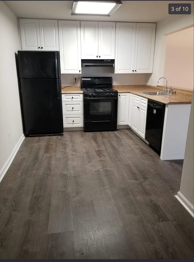 Foto del edificio - 2 Markham Cir