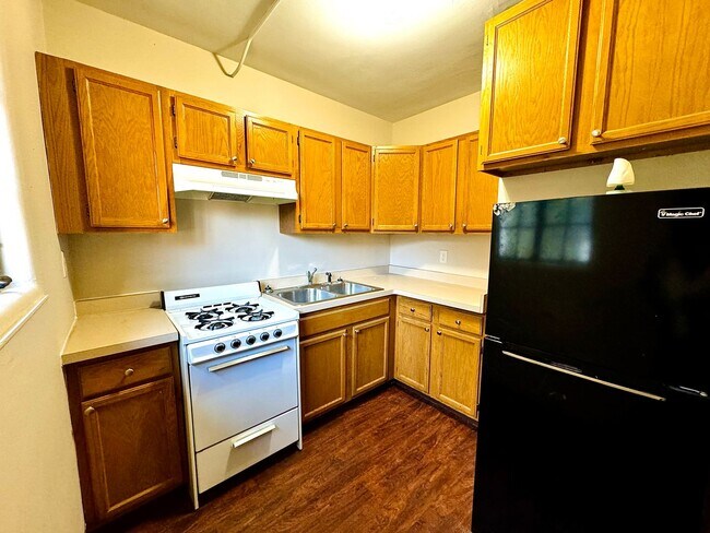 Foto del edificio - 117 Highland Pkwy