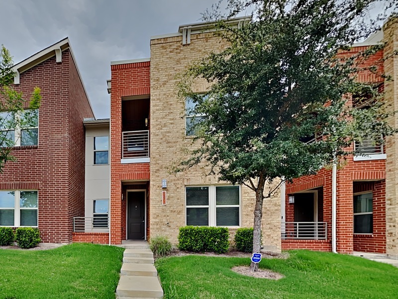 Foto principal - 1571 Fiji St