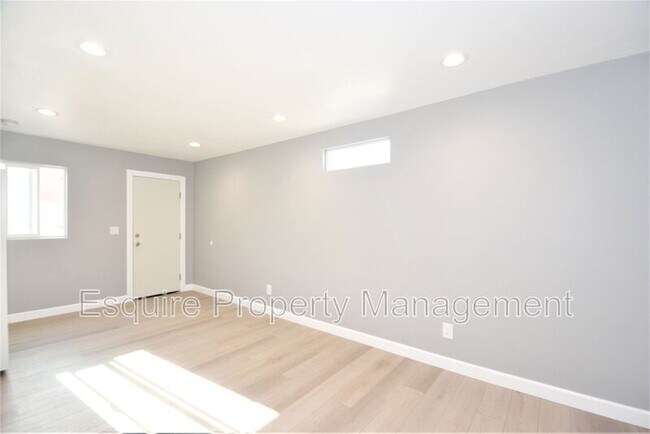 Foto del edificio - 2040 Camino Del Sol