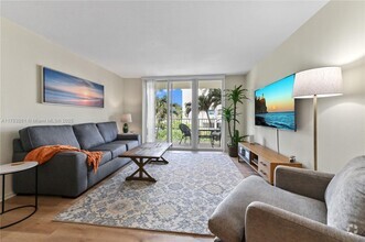 Building Photo - 3540 S Ocean Blvd