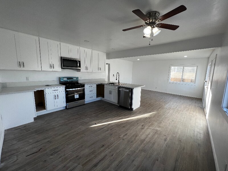 310 W 220th St, Carson, CA 90745 House Rental in Carson, CA