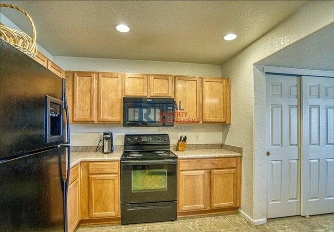 Foto del edificio - 6827 Autumn Ridge Dr