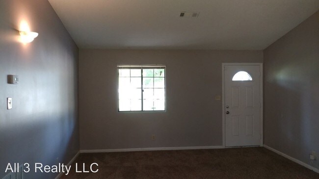 Building Photo - 3 br, 2 bath House - 122 Henry Street