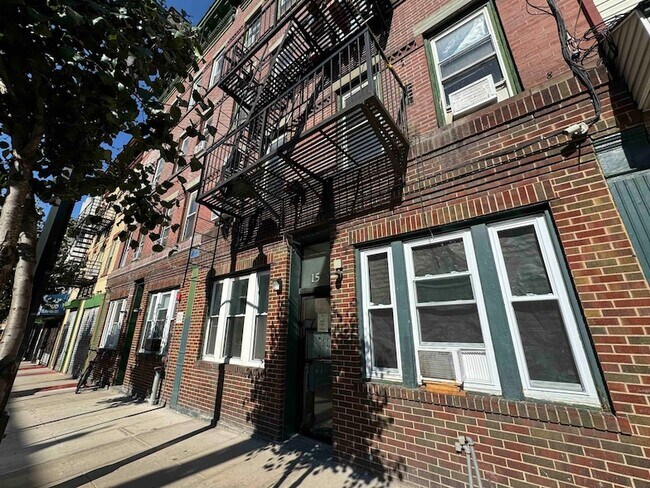 Foto del edificio - 1513 Summit Ave