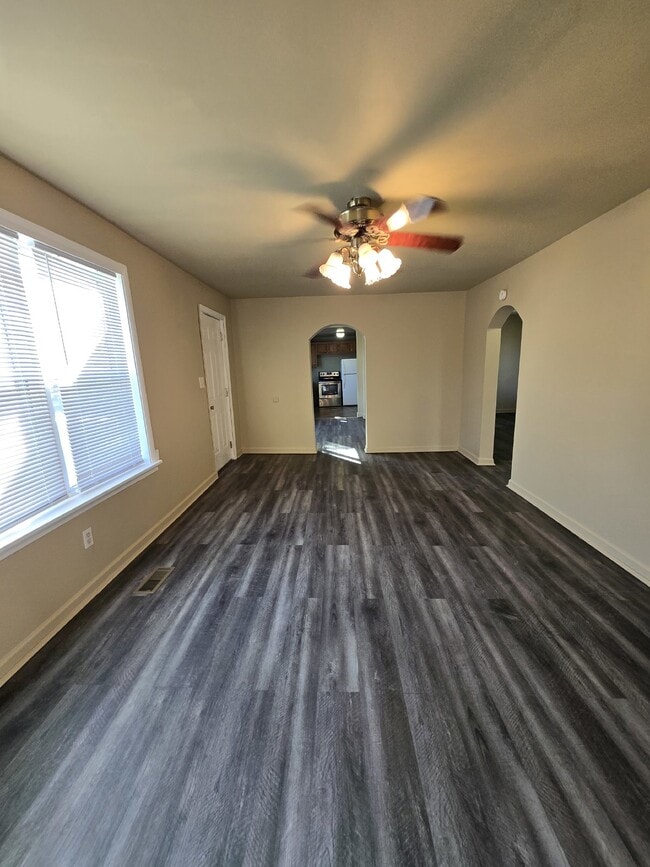 Photo - Charming 3 Bedroom in Rossville Apartment