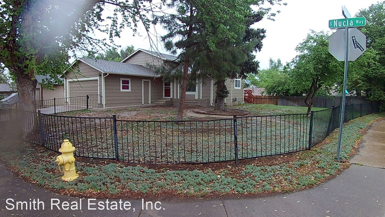 Foto principal - 3 br, 2 bath House - 4186 S Nucla Way