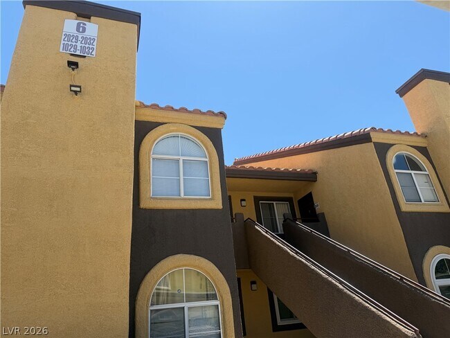 Foto del edificio - 7950 W Flamingo Rd