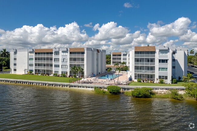 Palm Lake Condo