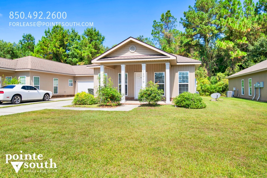 Foto principal - 12919B Churchill Dr