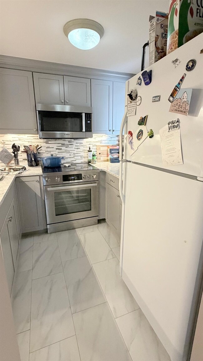 Foto del edificio - 170 Gore St