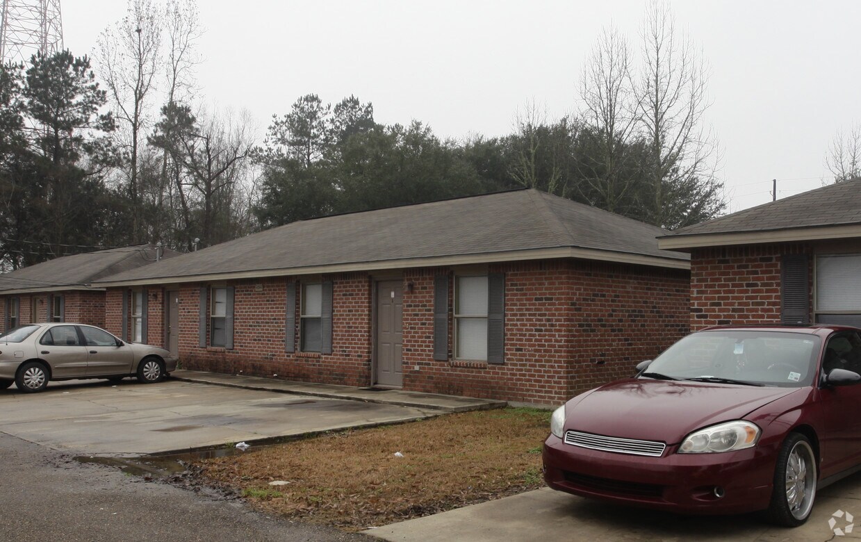 4214041258 Bailey Dr, Hammond, LA 70403 Apartments in Hammond, LA