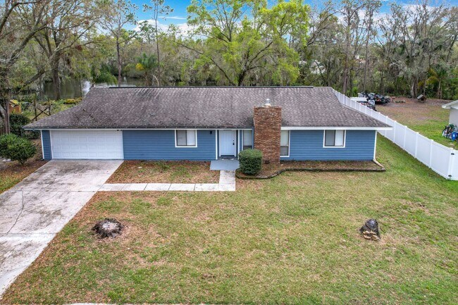 Building Photo - Stunning Waterfront Home located in the de...