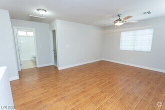Building Photo - 313 Gemstone Hill Ave
