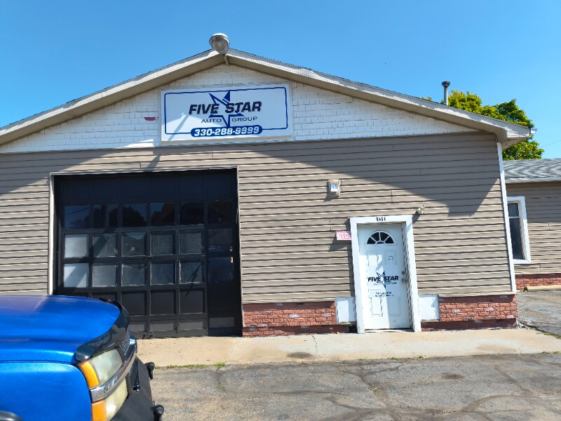 Primary Photo - 8464 Cleveland Ave NW