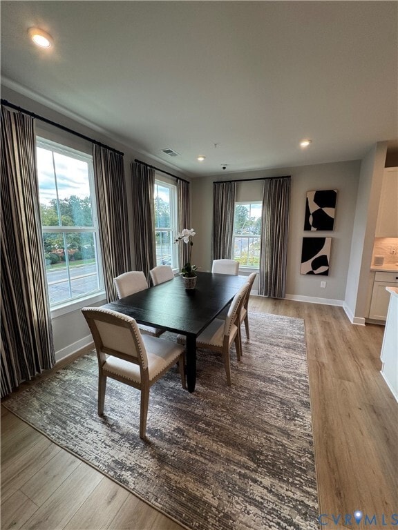 Foto del edificio - 8001 Lake Laurel Ln