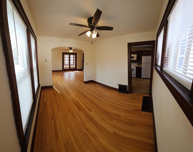 Comedor - 161 N Park St