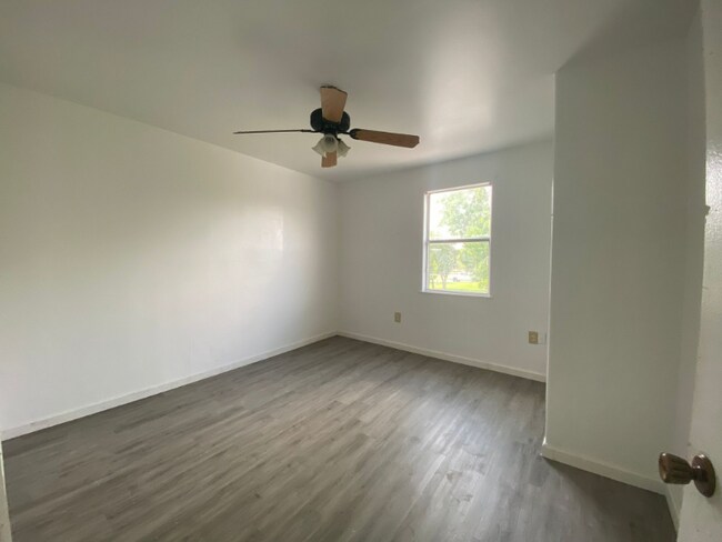 Foto del edificio - 521 E Sprague St