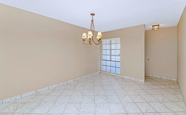 Foto del edificio - 5219 N 24th St