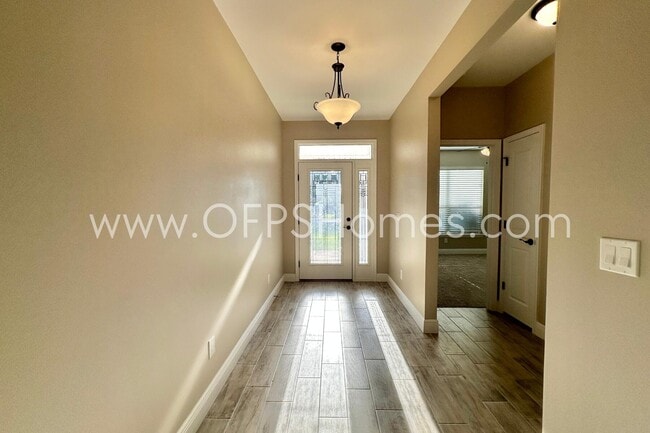 Building Photo - 1189 Forest Heights Rd