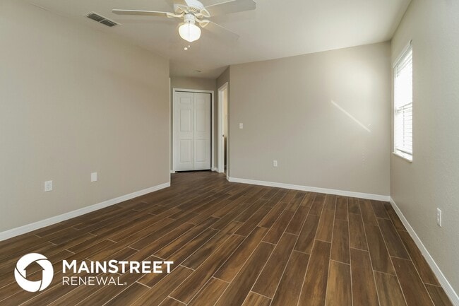Building Photo - 2441 S Marshall Ave