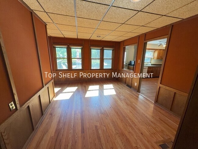 Foto del edificio - 3215 44th St