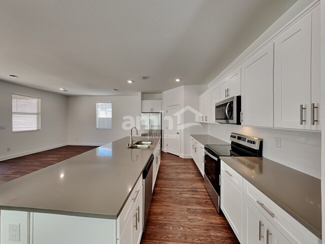 Building Photo - 9139 Liberty Cap Ct