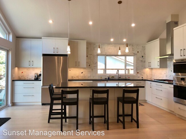Building Photo - 3 br, 2 bath House - 3868 Via Las Brisas