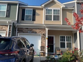 Building Photo - 7011 Jane Parks Way
