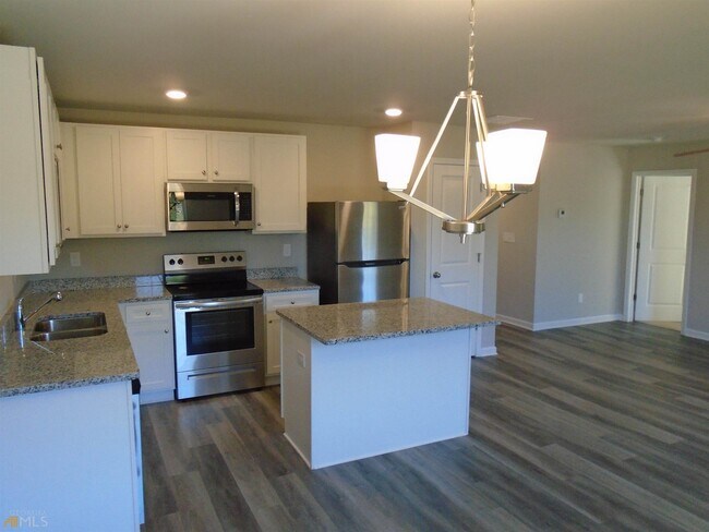 Building Photo - 105 Fisher Way