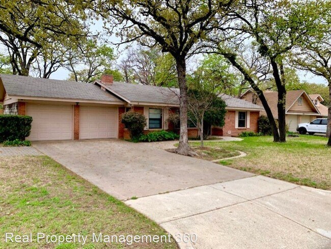 Building Photo - 3 br, 2 bath House - 7117 Robinhood ln