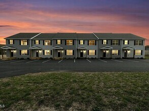 Building Photo - 12150 Arbor St