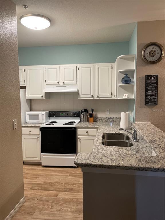 Foto del edificio - 8815 Dunes Ct