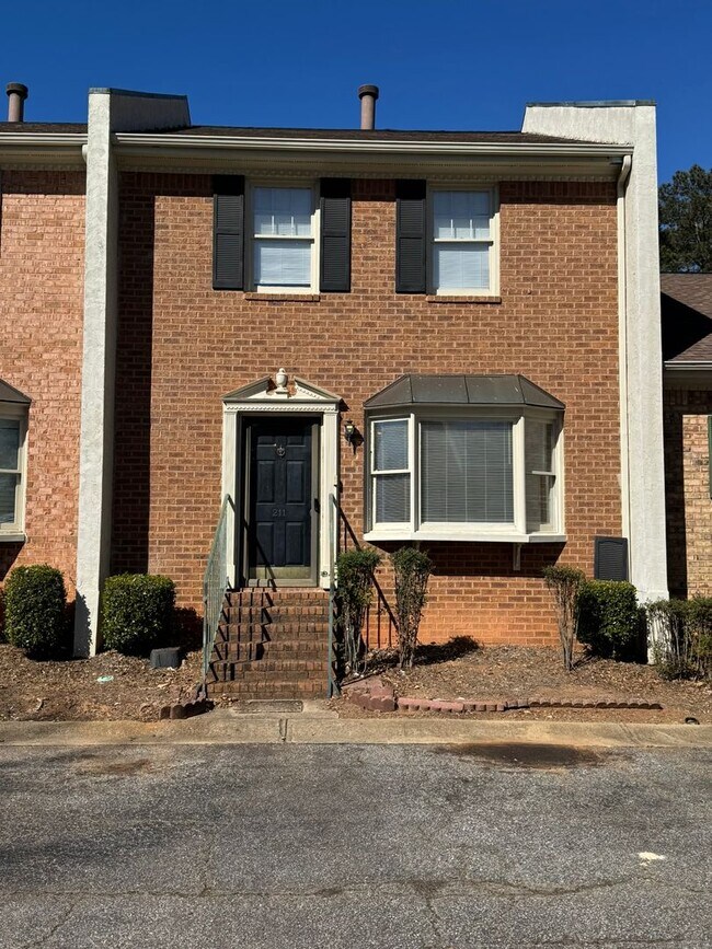 Foto del edificio - Townhome Available @ Sweetwater Condos!