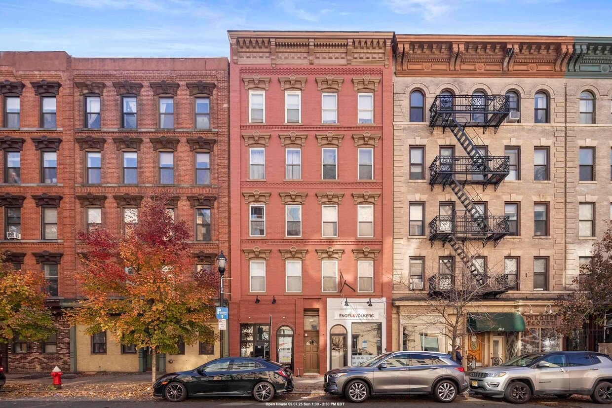 Primary Photo - 159 14th St