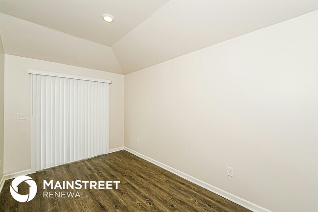 Building Photo - 148 Jonathan Dr