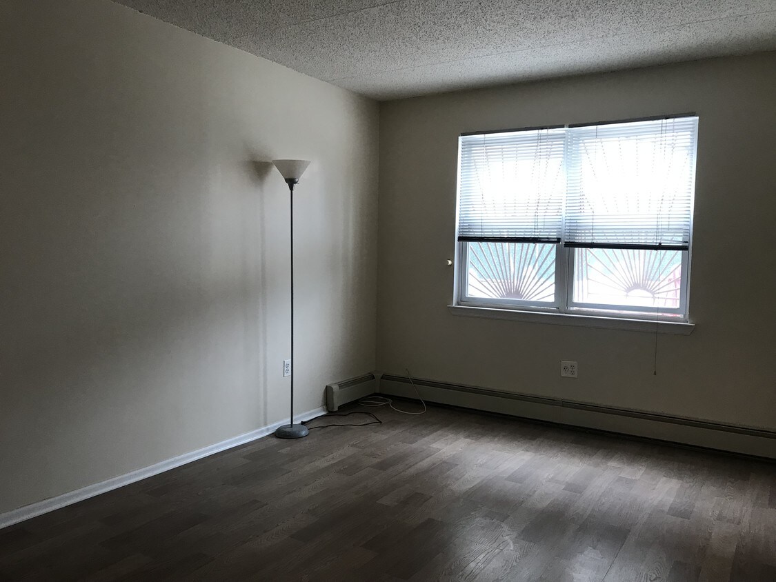 Foto principal - 274 Evergreen Ave