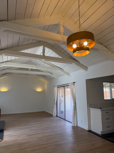 Building Photo - 418 S Clark Dr