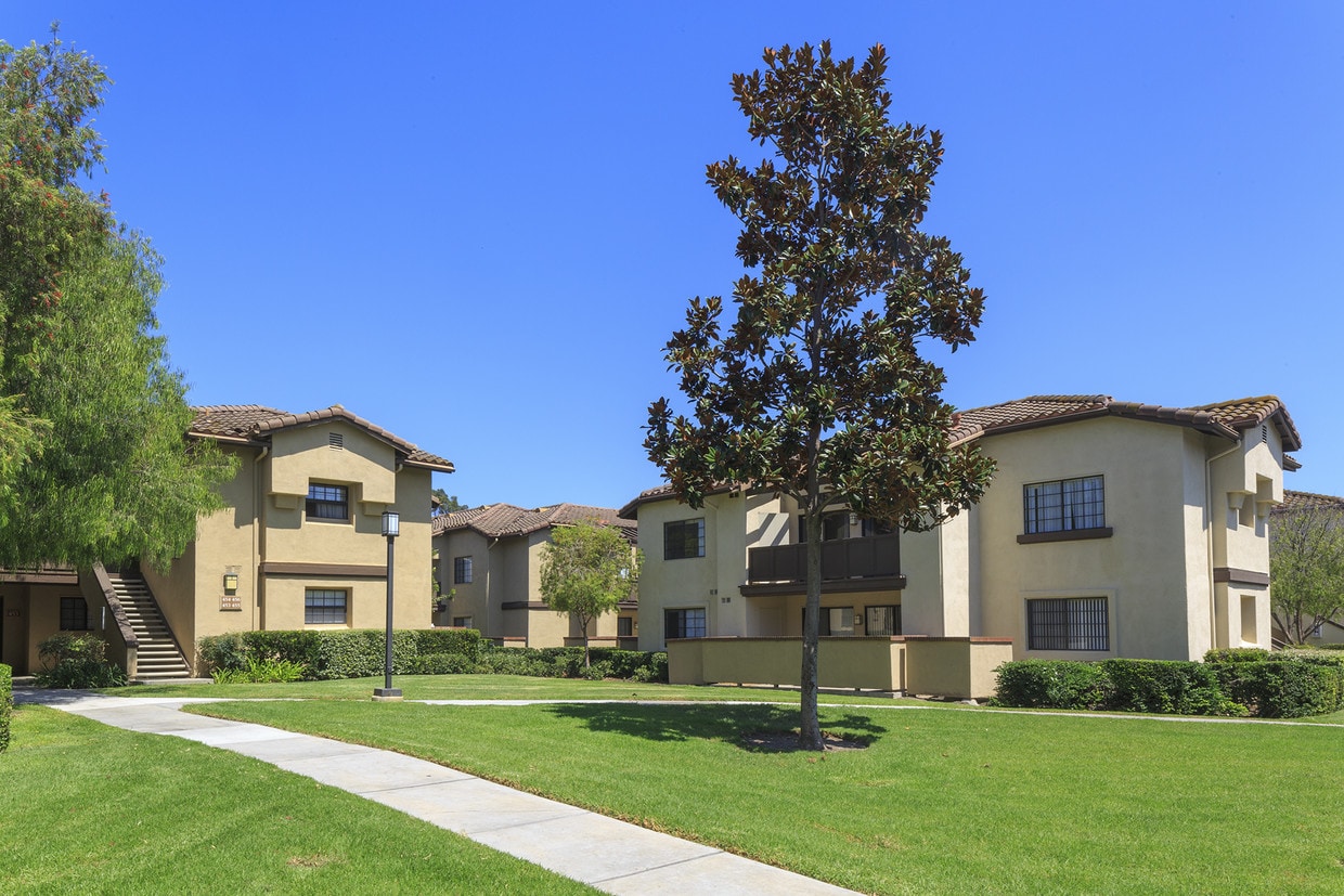 Rancho Alisal Apartment Homes Tustin, CA