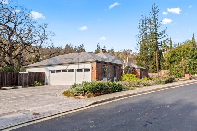 Foto del edificio - 138 Virginia Ct