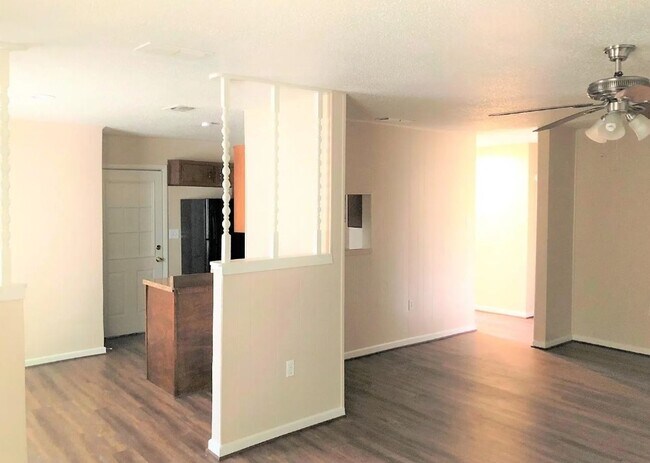 Foto del edificio - 3 Bedroom 1.5 Bath
