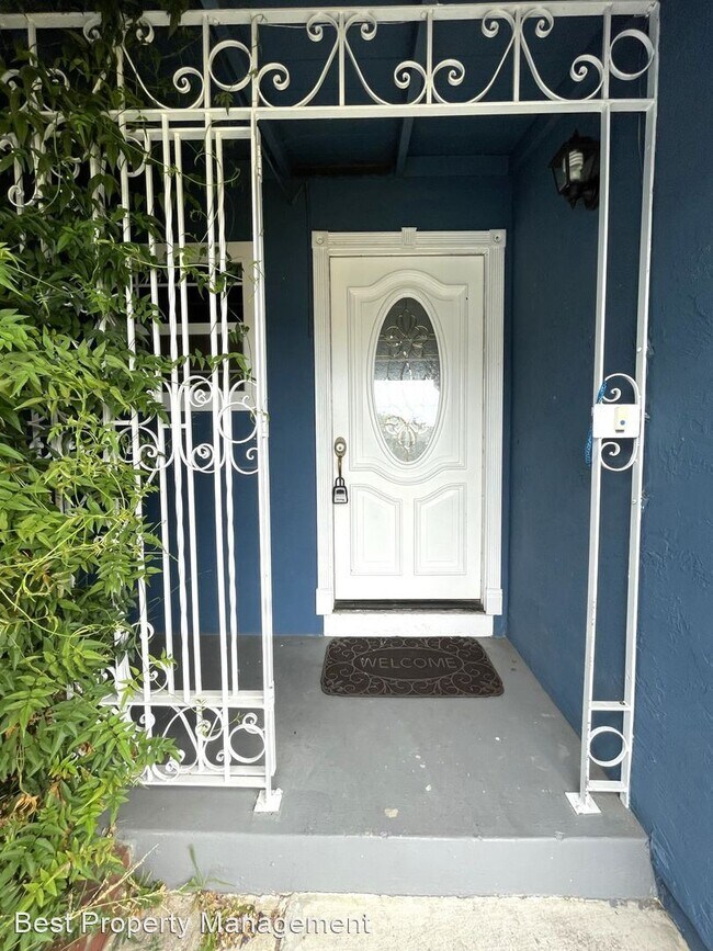 Foto del edificio - 3 br, 2 bath House - 32505 Sheila Way