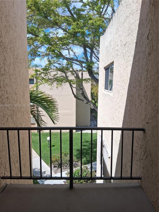 Building Photo - 8401 SW 107th Ave