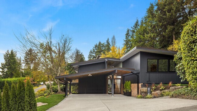 Foto del edificio - 4148 Boulevard Pl