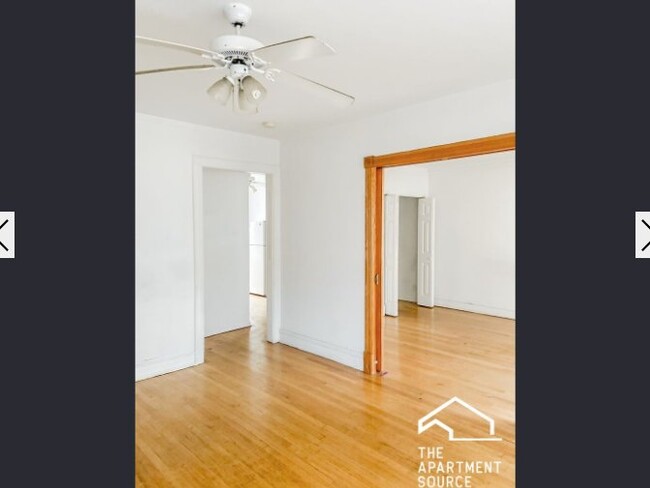 Building Photo - 5034 N Wolcott Ave