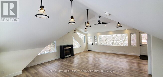 Photo du bâtiment - 170 Meadowland Crescent