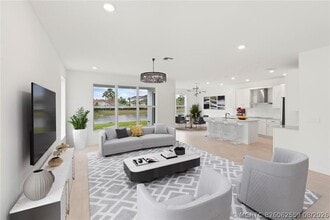 Building Photo - 22025 Brookmont Dr